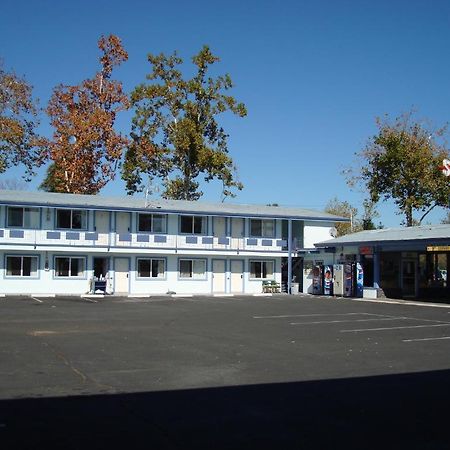 רדינג Stardust Motel מראה חיצוני תמונה